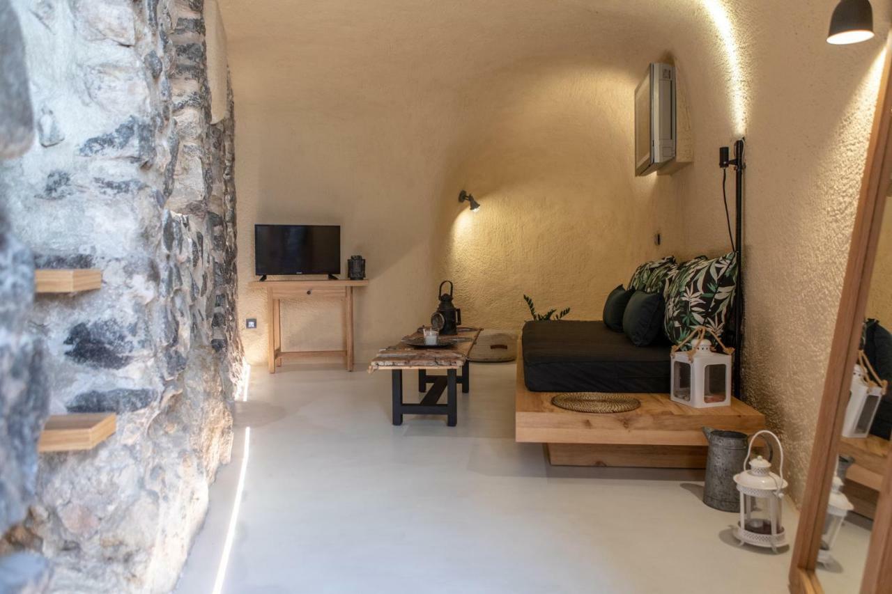 Nalas Suites Emporio  Dış mekan fotoğraf